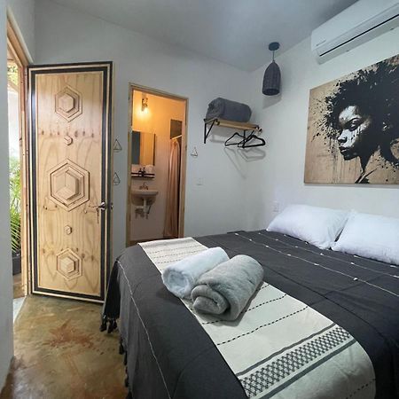 Akoma San Pancho San Francisco  Cameră foto